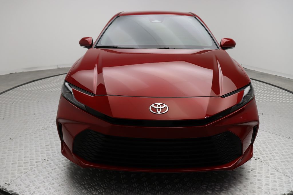 2025 Toyota Camry LE 5