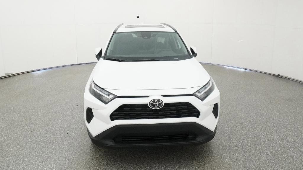 Thumbnail: 2025 Toyota RAV4 - 18