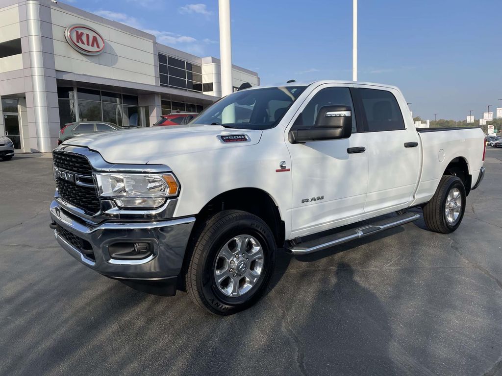 2024 RAM 2500 Big Horn Crew Cab 4WD
