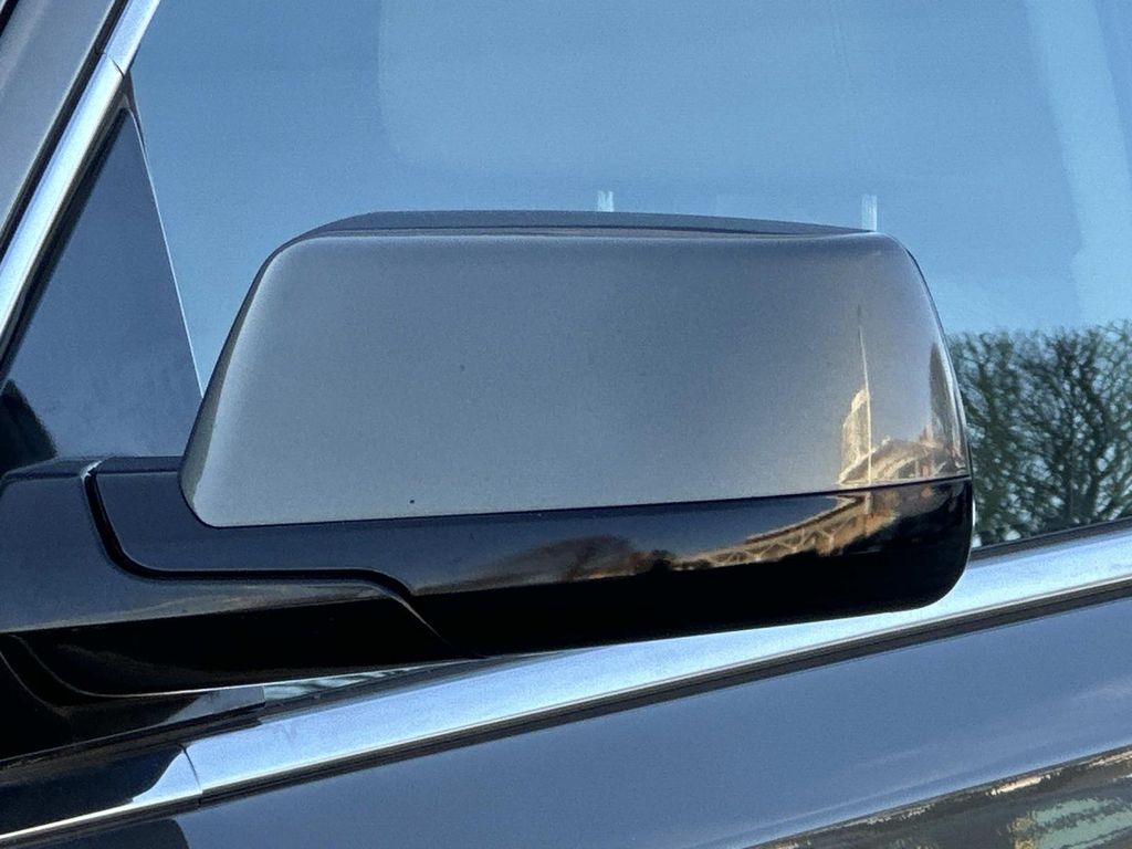 Thumbnail: 2017 GMC Yukon - 2