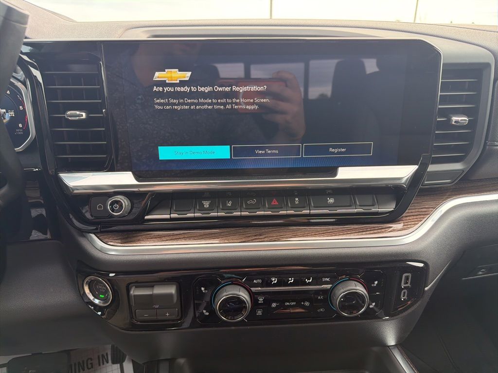 ChevroletSilverado 3500HD13