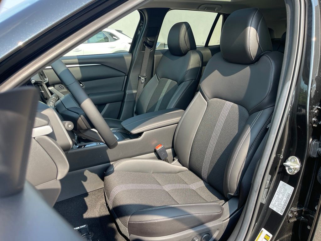 New 2026 Jet Black Mica Mazda 2.5 S Meridian Edition image 19