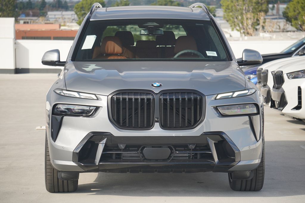 Thumbnail: 2026 BMW X7 - 2