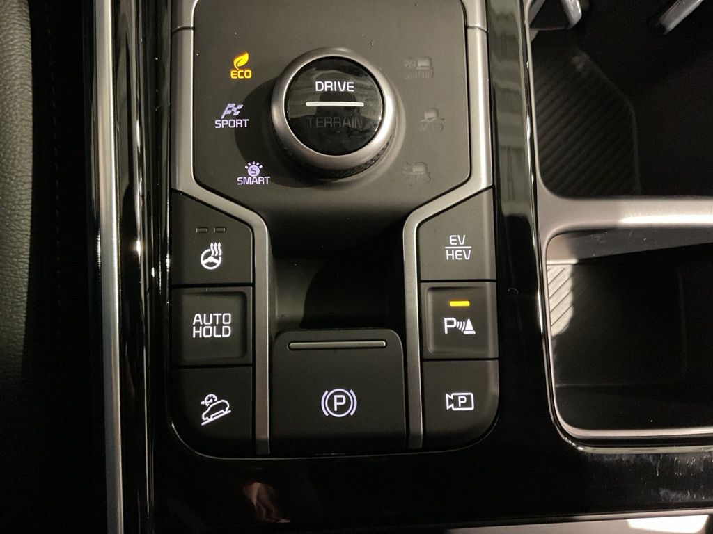 New 2026 Black Kia SX Prestige image 15