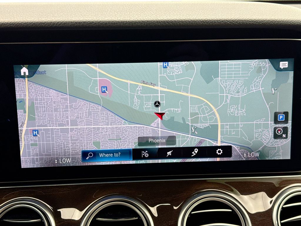Thumbnail: 2022 Mercedes-Benz E-Class - 14