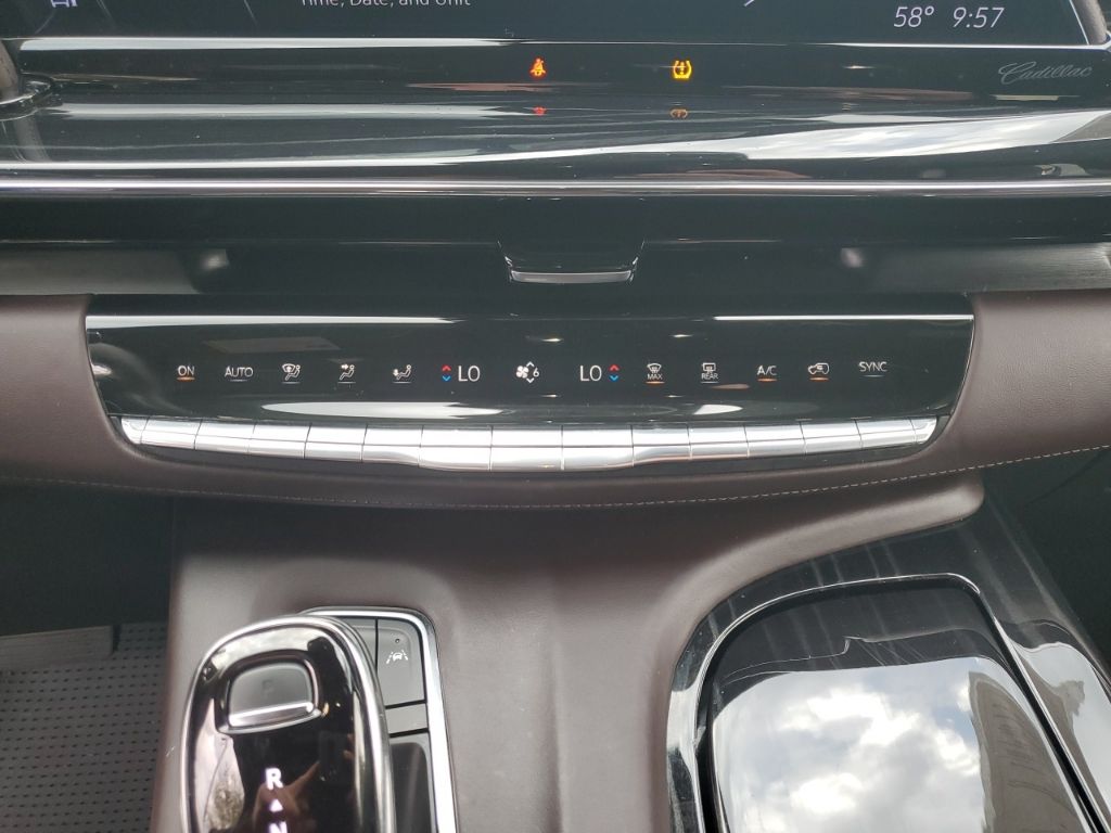 Used Car 2024 Cadillac Escalade  V-series For Sale Under $140,000 In Austin, Texas