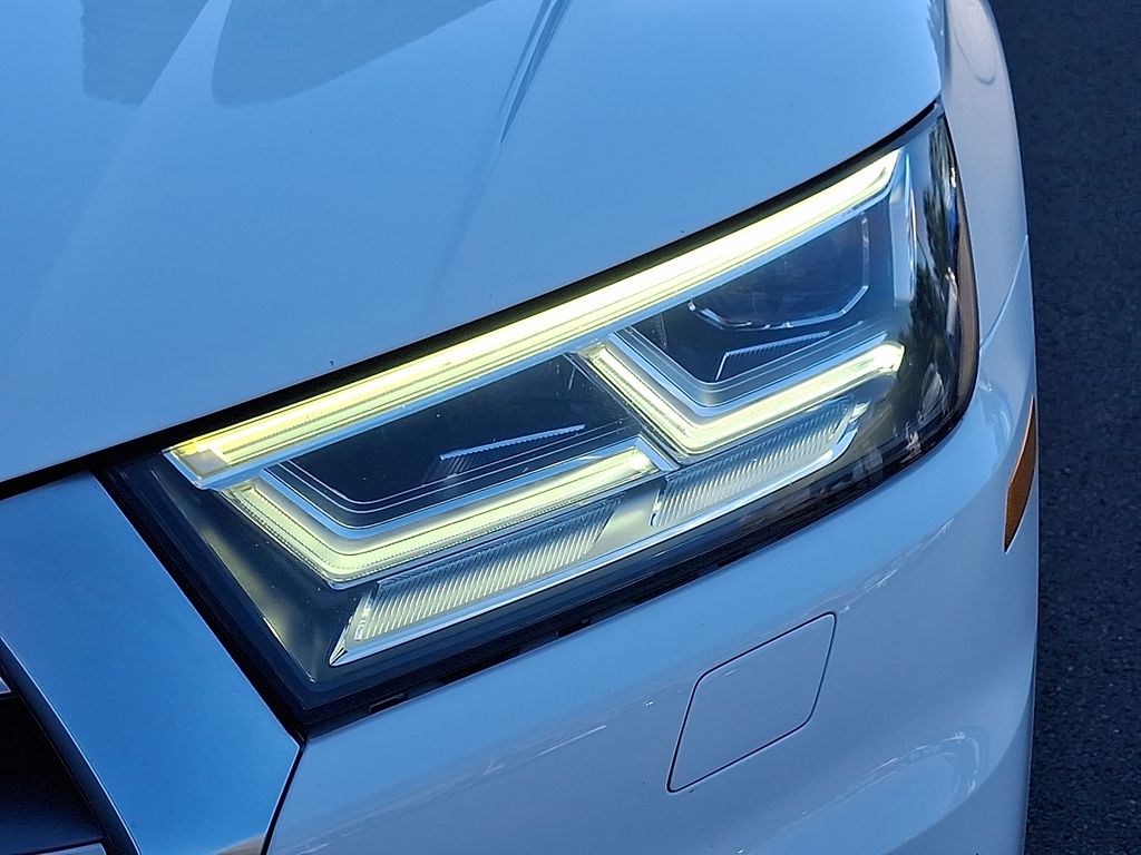 Thumbnail: 2018 Audi Q5 - 9