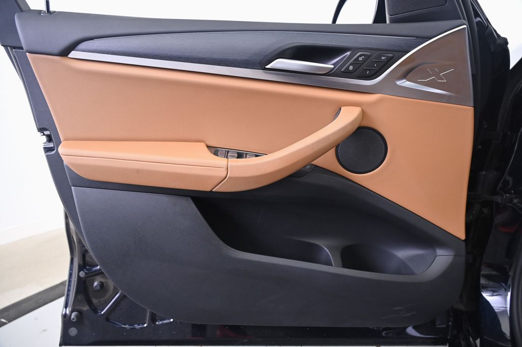 Thumbnail: 2024 BMW X3 - 26