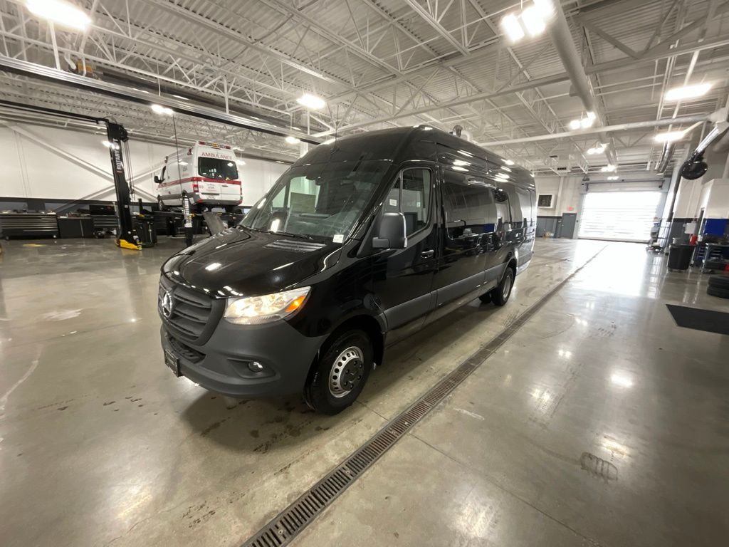2026 Mercedes-Benz Sprinter 3500 Cargo 170 WB