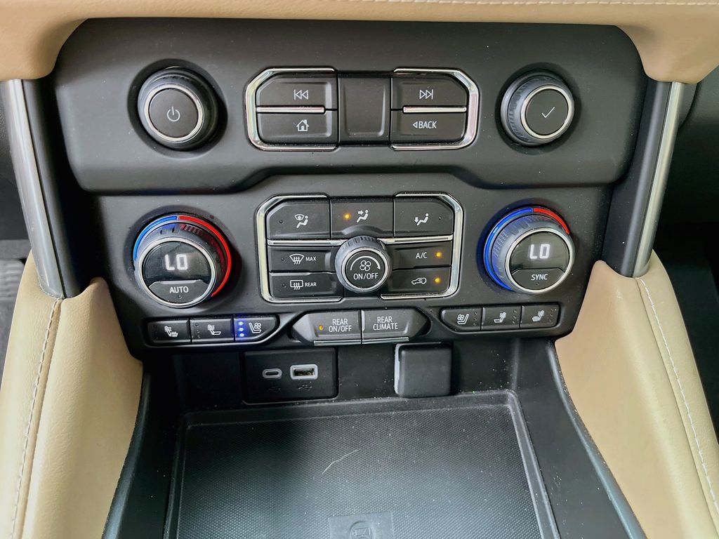 Used 2023 Red Chevrolet Premier image 16