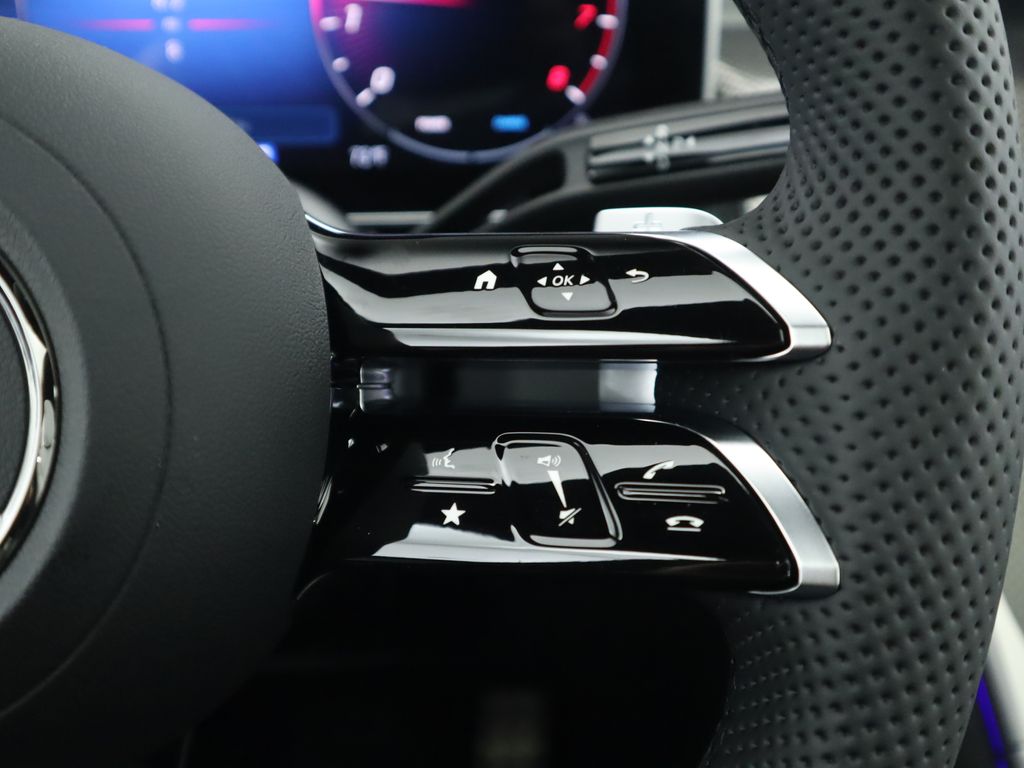 Thumbnail: 2026 Mercedes-Benz GLC - 13