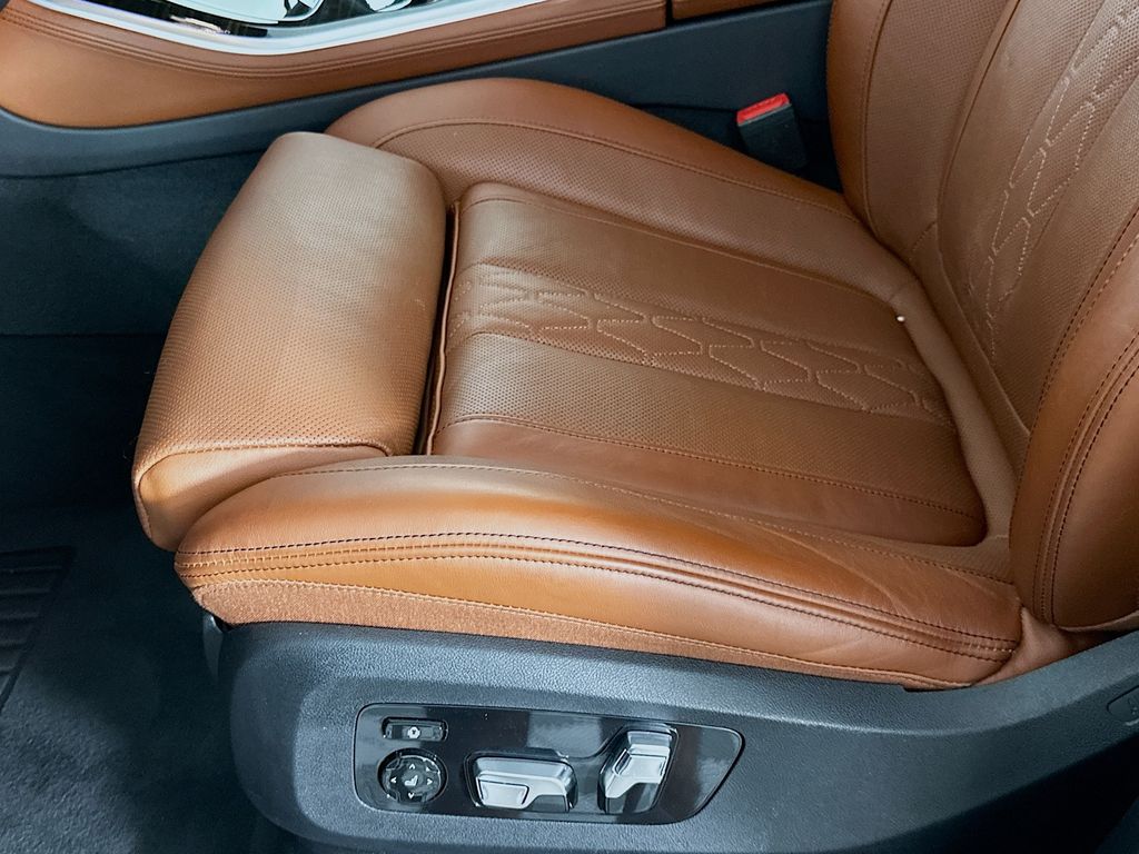 Thumbnail: 2023 BMW X5 - 20