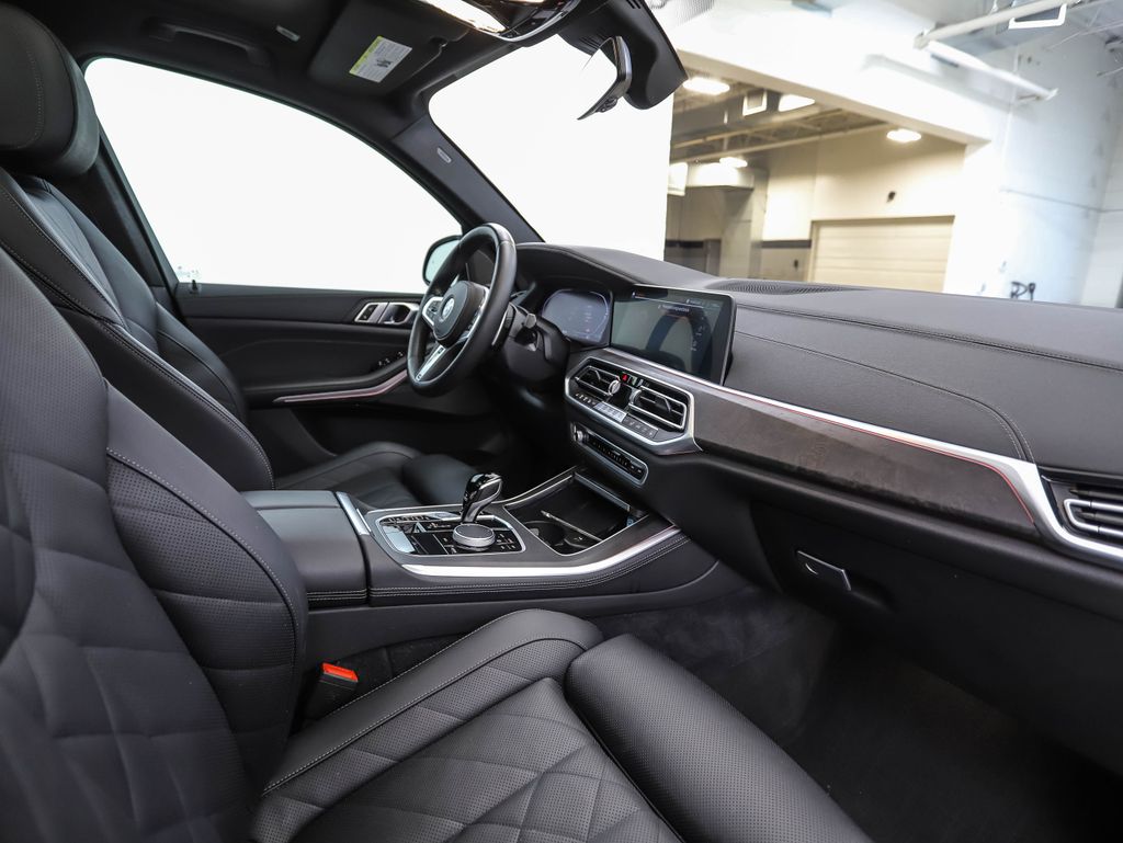 Thumbnail: 2023 BMW X5 - 30