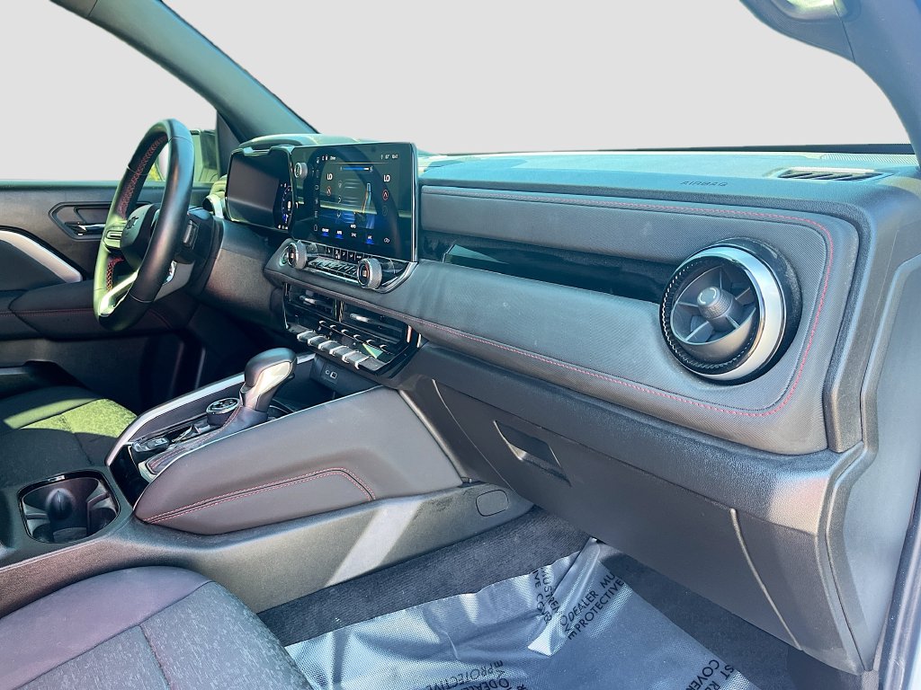 Used 2024 White Chevrolet Z71 image 28