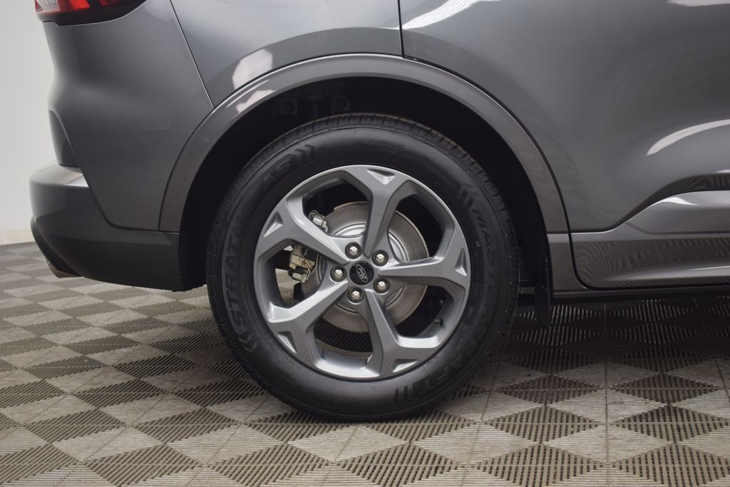 used 2024 Ford Escape car, priced at $21,500