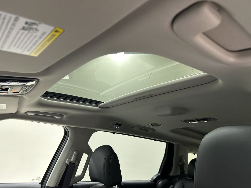 new 2026 Kia Carnival Hybrid car, priced at $1,164,713