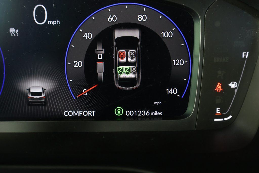 Thumbnail: 2025 Acura ADX - 17