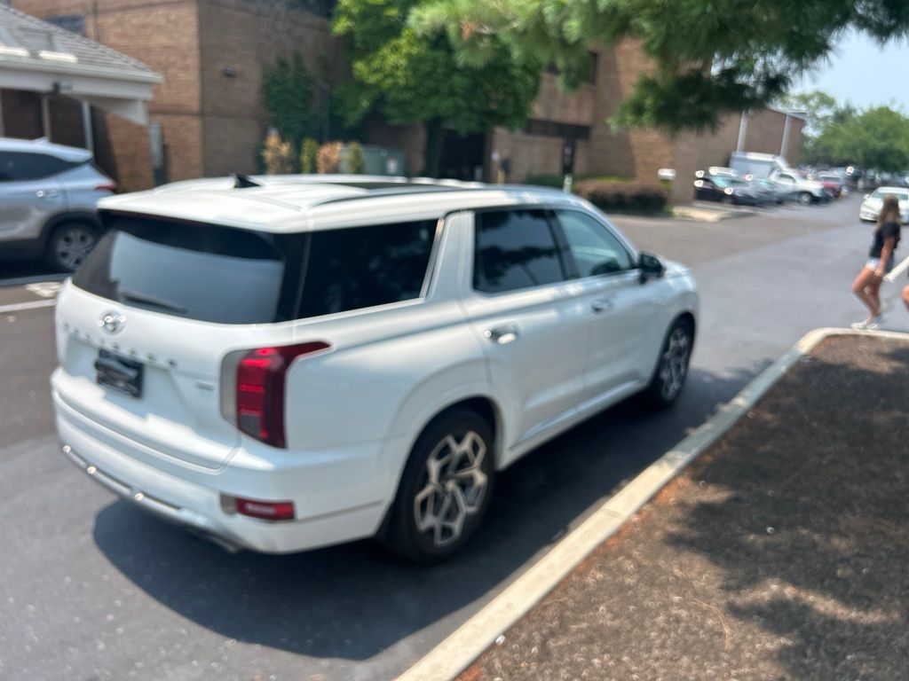 Used 2022 White Hyundai Calligraphy image 6