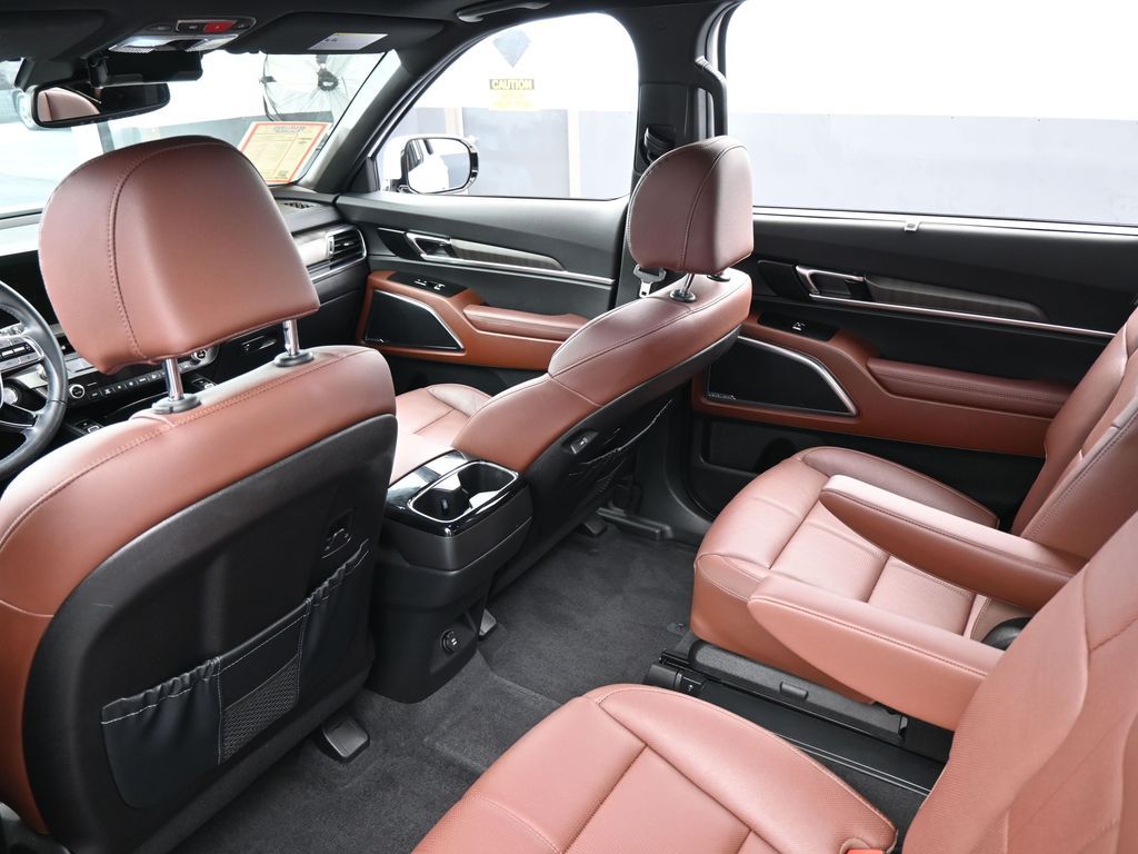 Used 2023 Glacial White Pearl Kia SX image 46