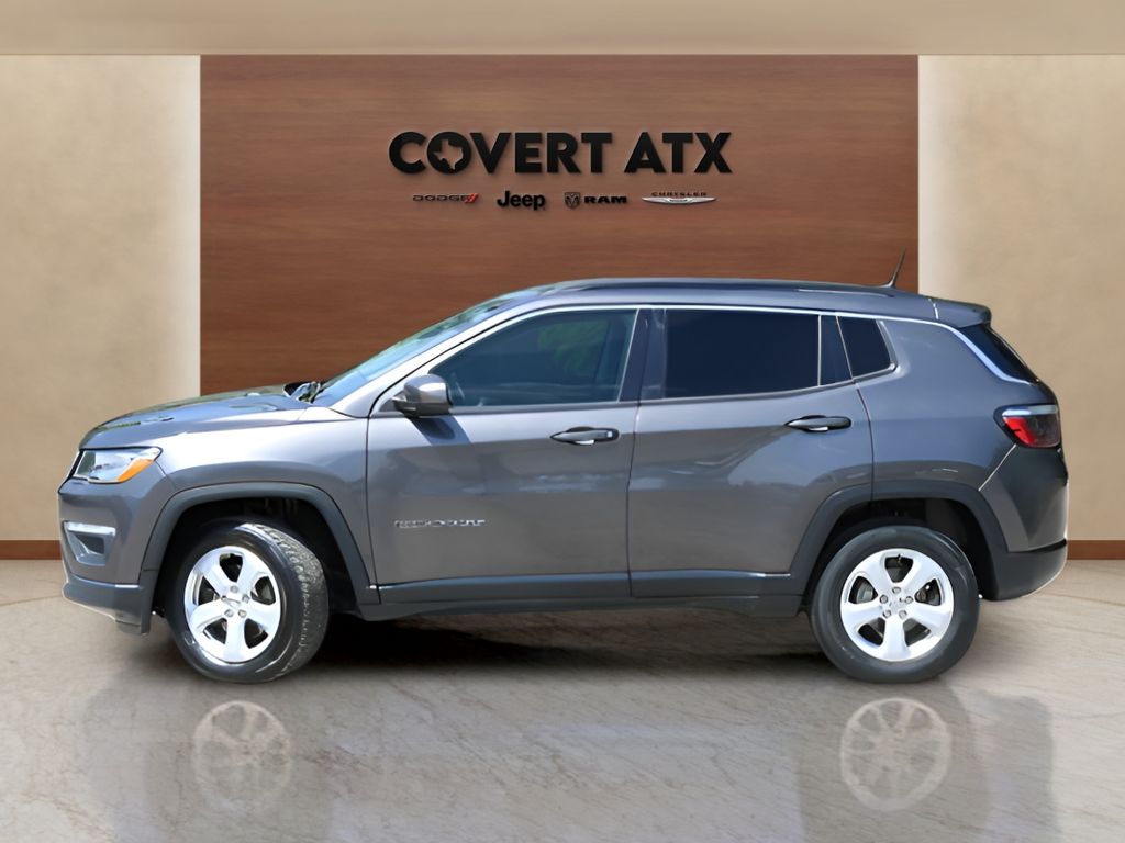 Used 2021 Gray Jeep Latitude image 2