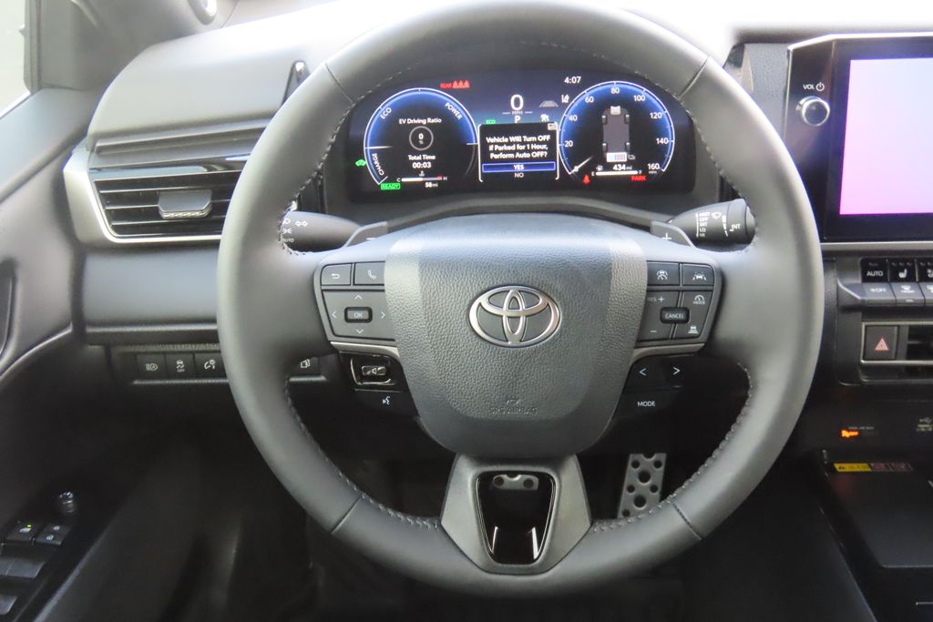 Thumbnail: 2025 Toyota Camry - 10