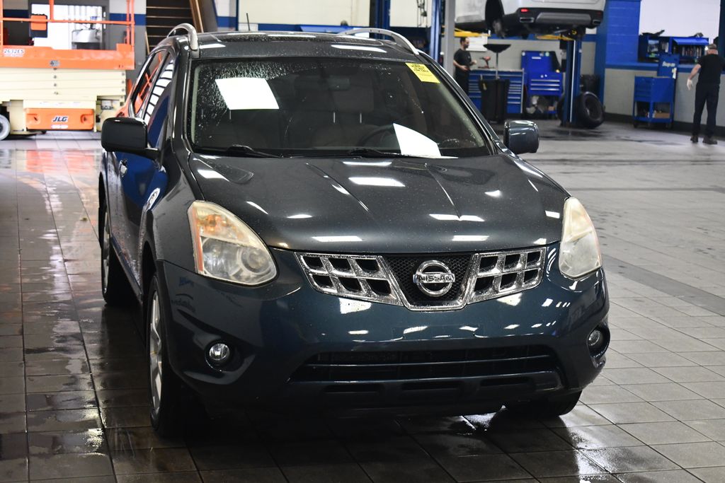 Thumbnail: 2013 Nissan Rogue - 3