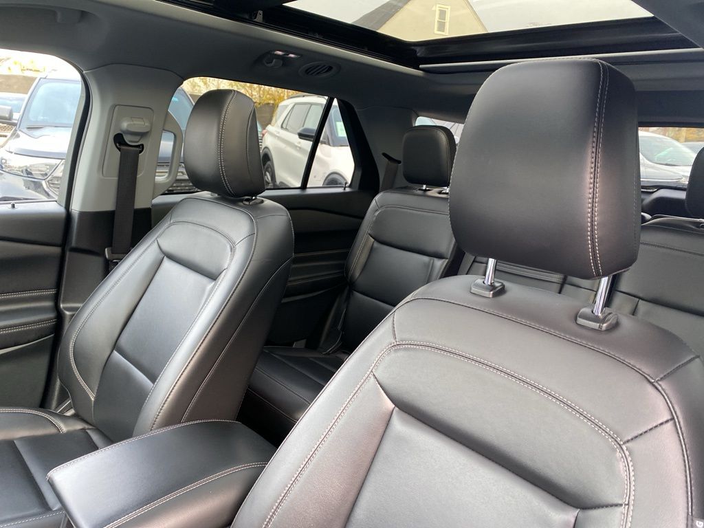 used 2022 Ford Explorer car, priced at $27,250