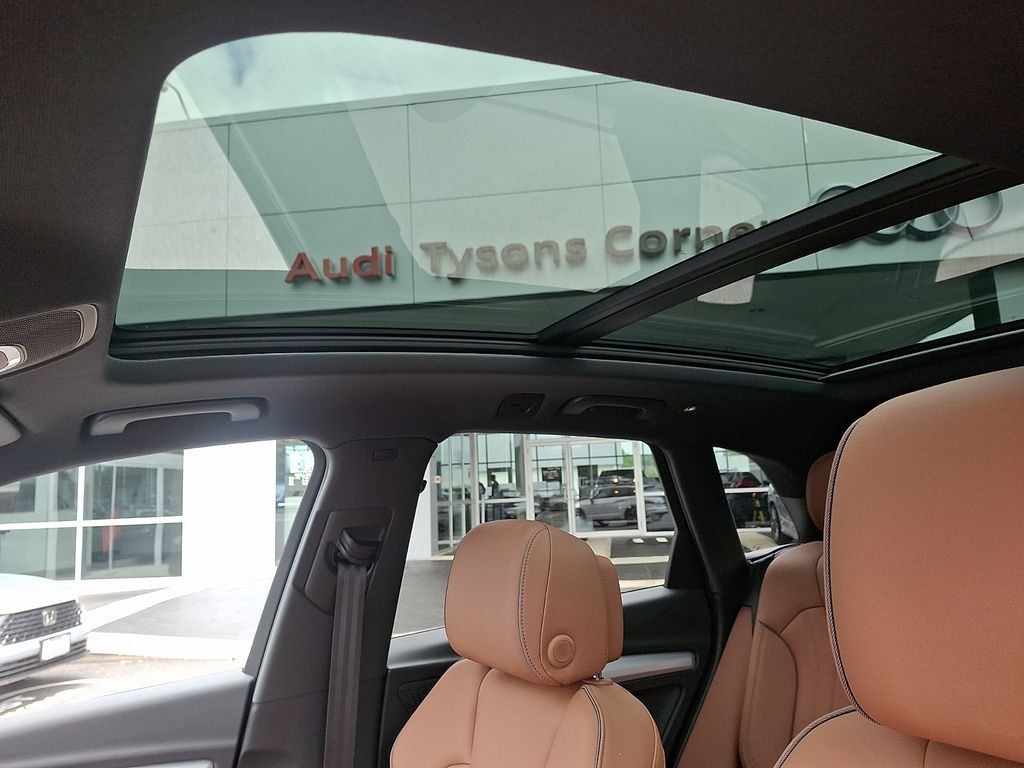Thumbnail: 2024 Audi Q5 - 14
