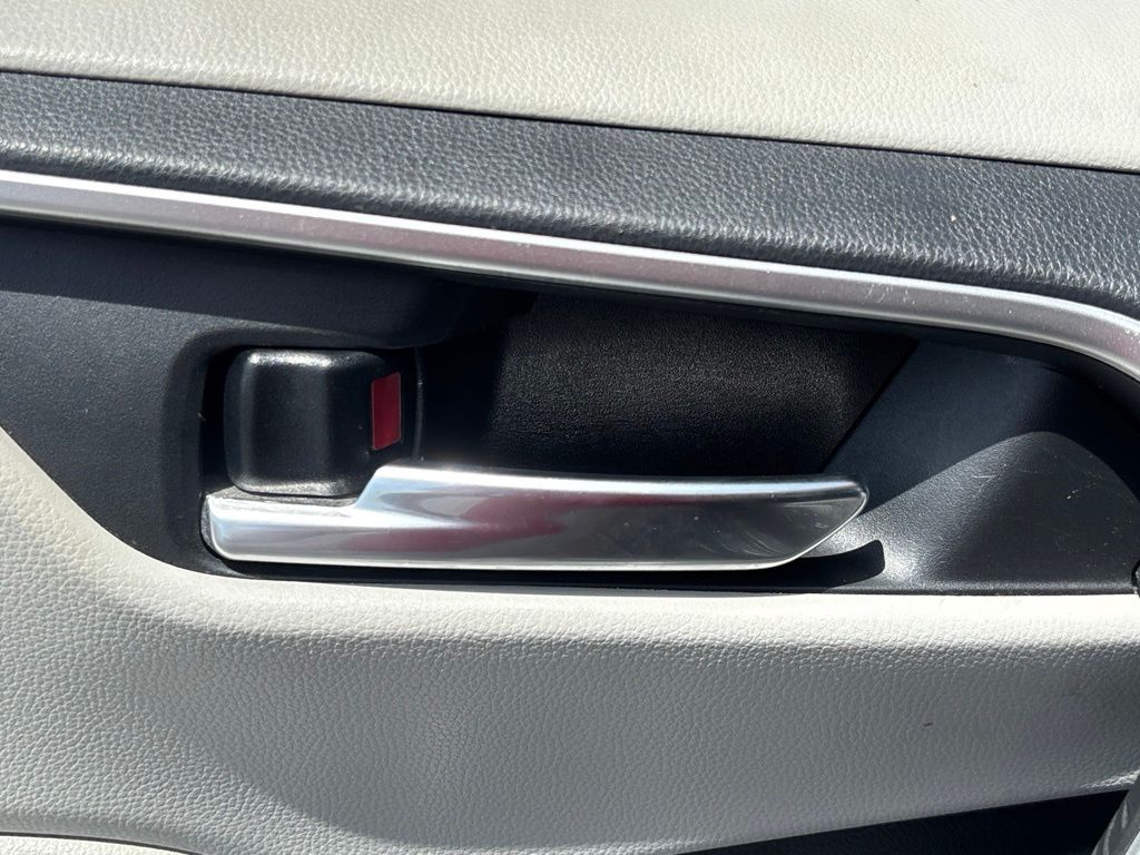 Used 2019 Toyota RAV4 SUV