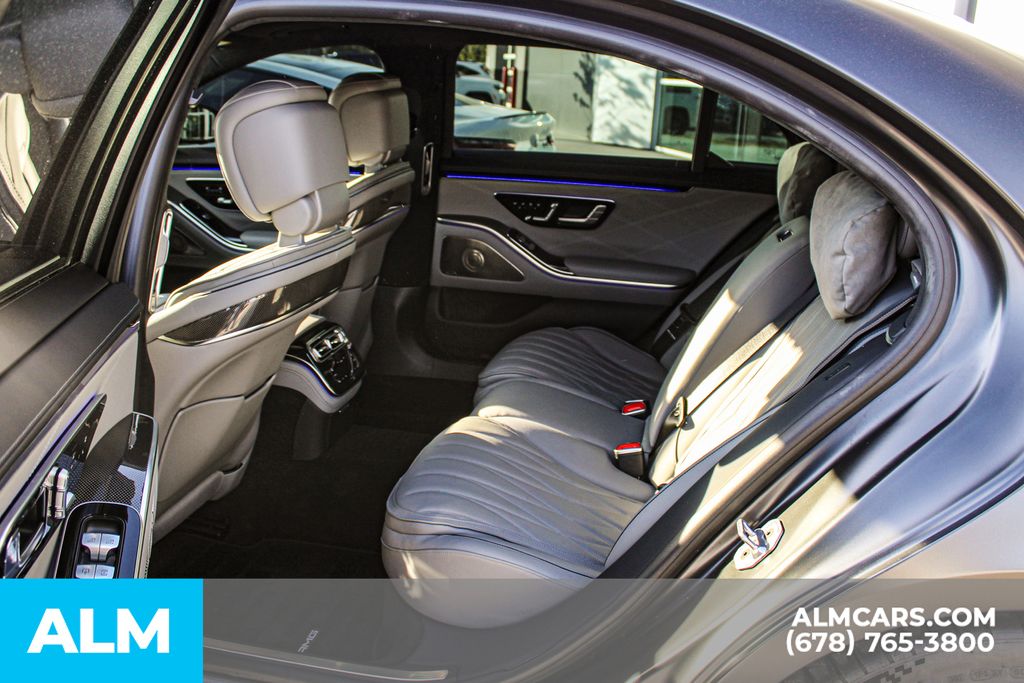 Used 2025 Gray Mercedes-Benz S 63 E AMG® image 15
