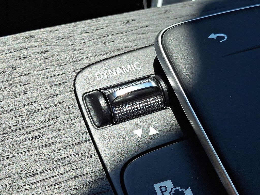 Thumbnail: 2026 Mercedes-Benz GLS - 17
