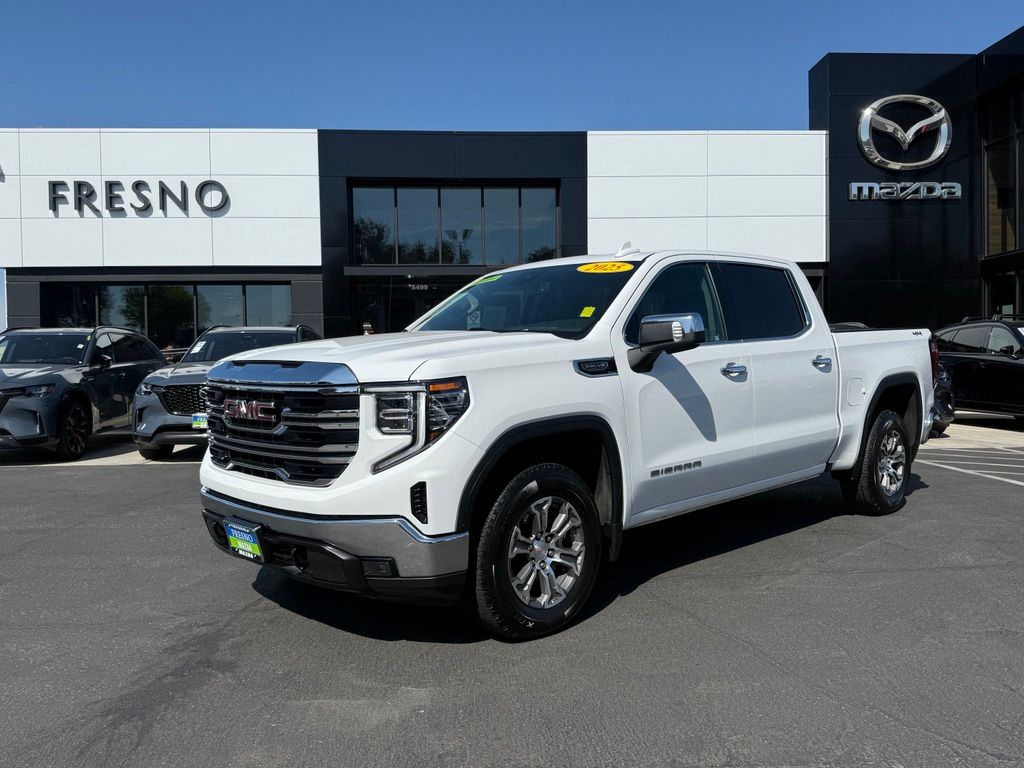 2025 GMC Sierra 1500 SLT