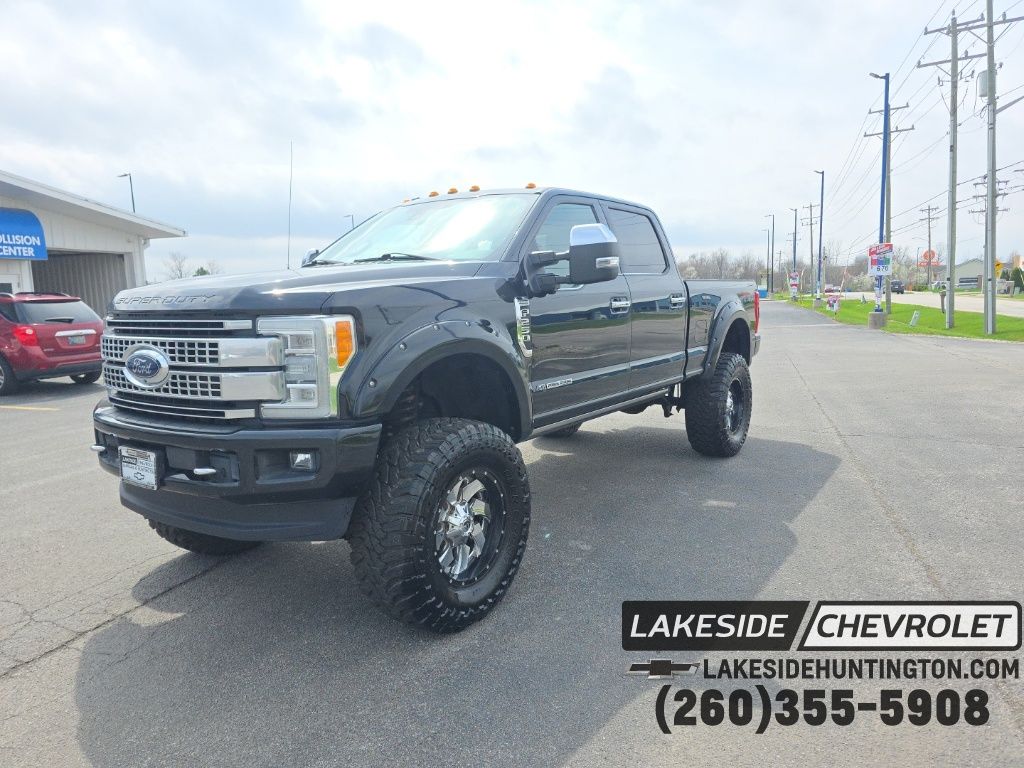 Black 2017 Ford F-250 Super Duty Platinum Crew Cab 4WD Pickup Truck Four-Wheel Drive 6-Speed Automatic