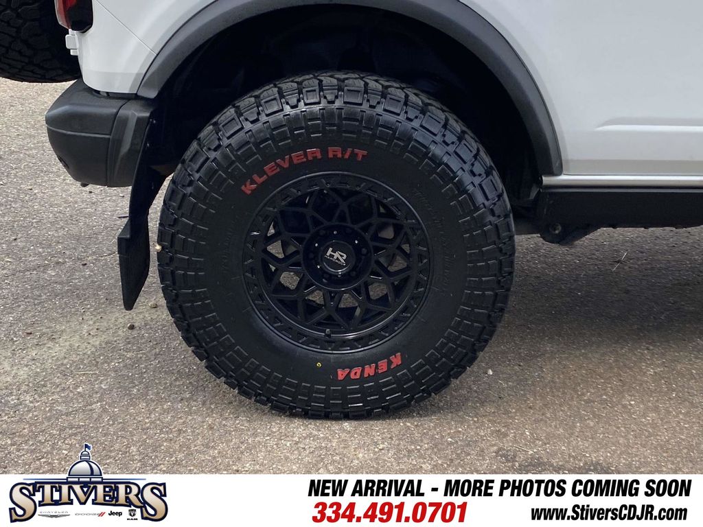 2022 Oxford White Ford Bronco Badlands 4X4 SUV