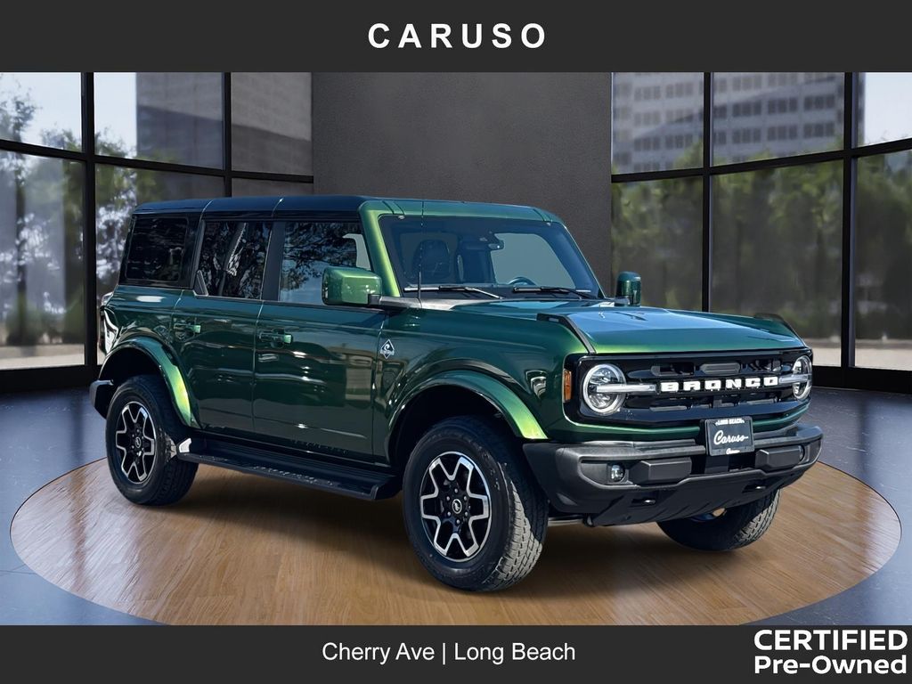 Green Metallic 2025 Ford Bronco Outer Banks 4-Door 4WD SUV / Crossover Four-Wheel Drive Automatic