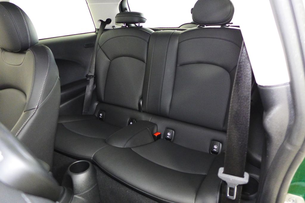 2024 MINI Cooper SE 22