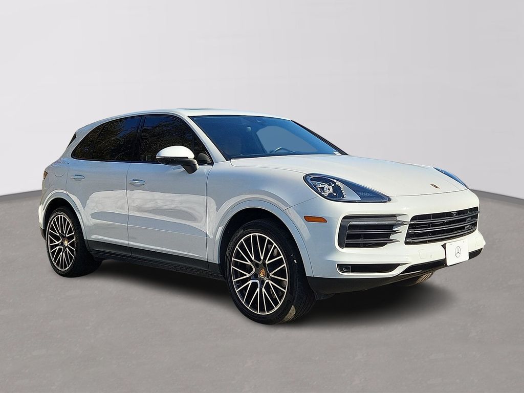 Thumbnail: 2021 Porsche Cayenne - 3
