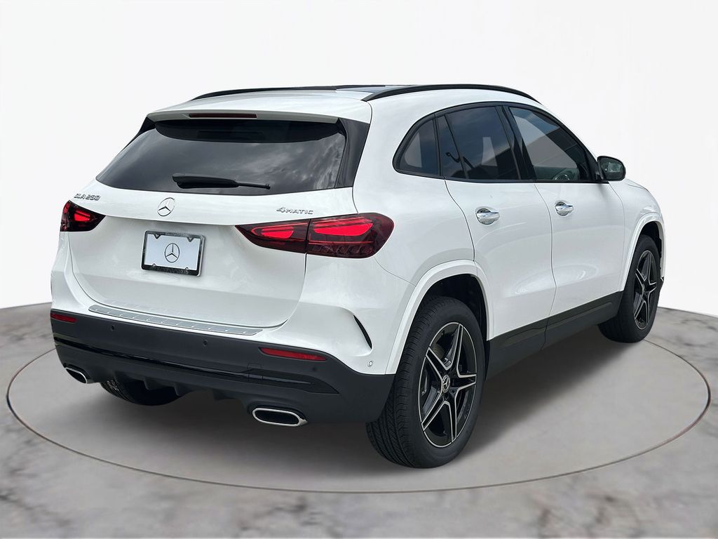 2025 Mercedes-Benz GLA 250 4MATIC 2