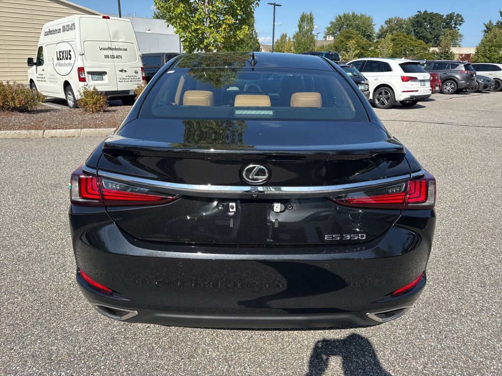 2025 Lexus ES 350 photo 5