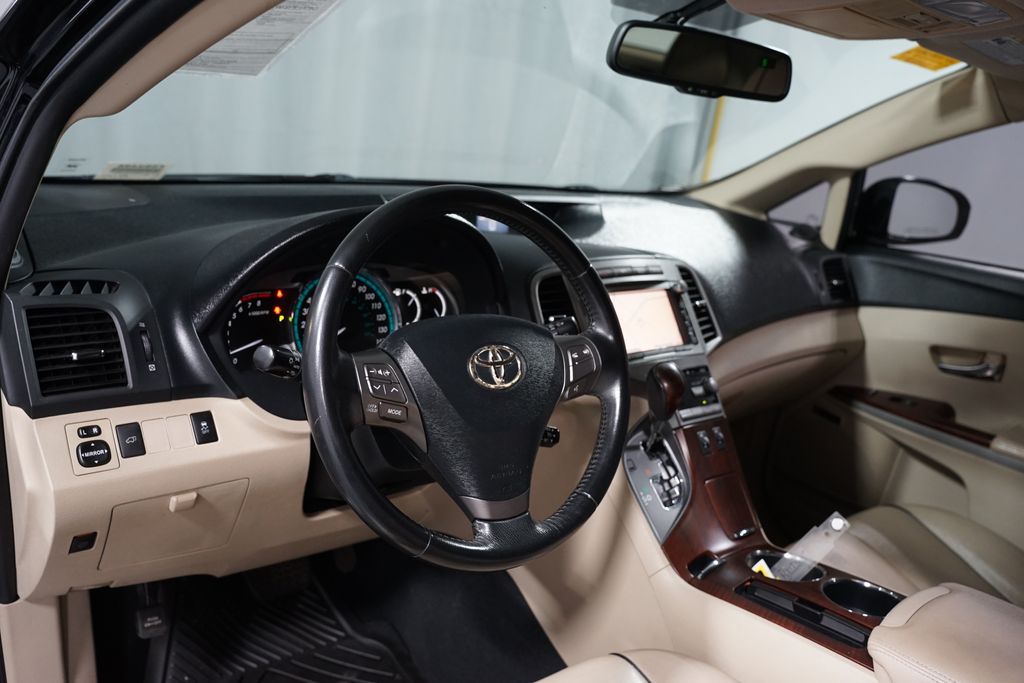 Thumbnail: 2009 Toyota Venza - 7