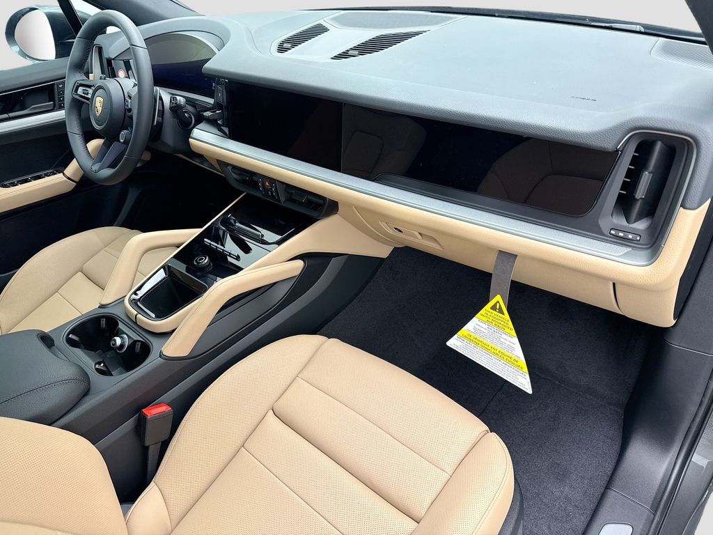 Thumbnail: 2026 Porsche Cayenne - 20