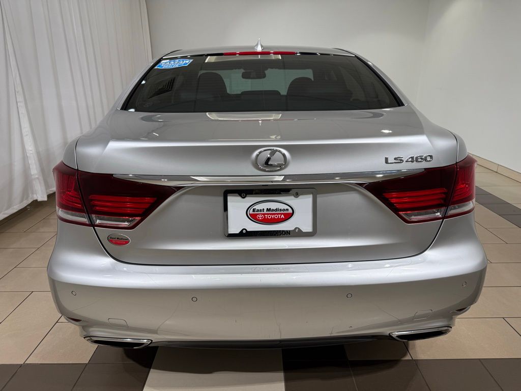 Thumbnail: 2014 Lexus LS - 4