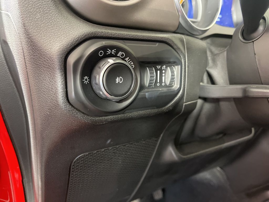 Thumbnail: 2021 Jeep Wrangler - 24