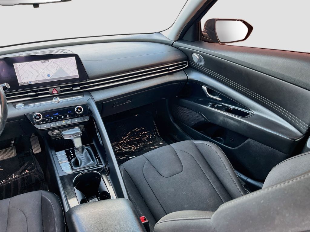 2023 Hyundai Elantra SEL Black at Monument Chevrolet