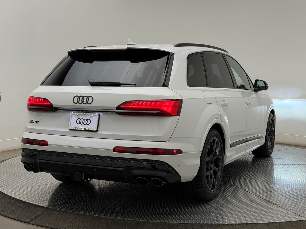 Thumbnail: 2026 Audi SQ7 - 7