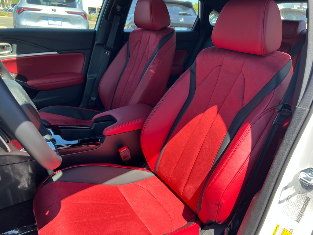 Thumbnail: 2025 Acura Integra - 15