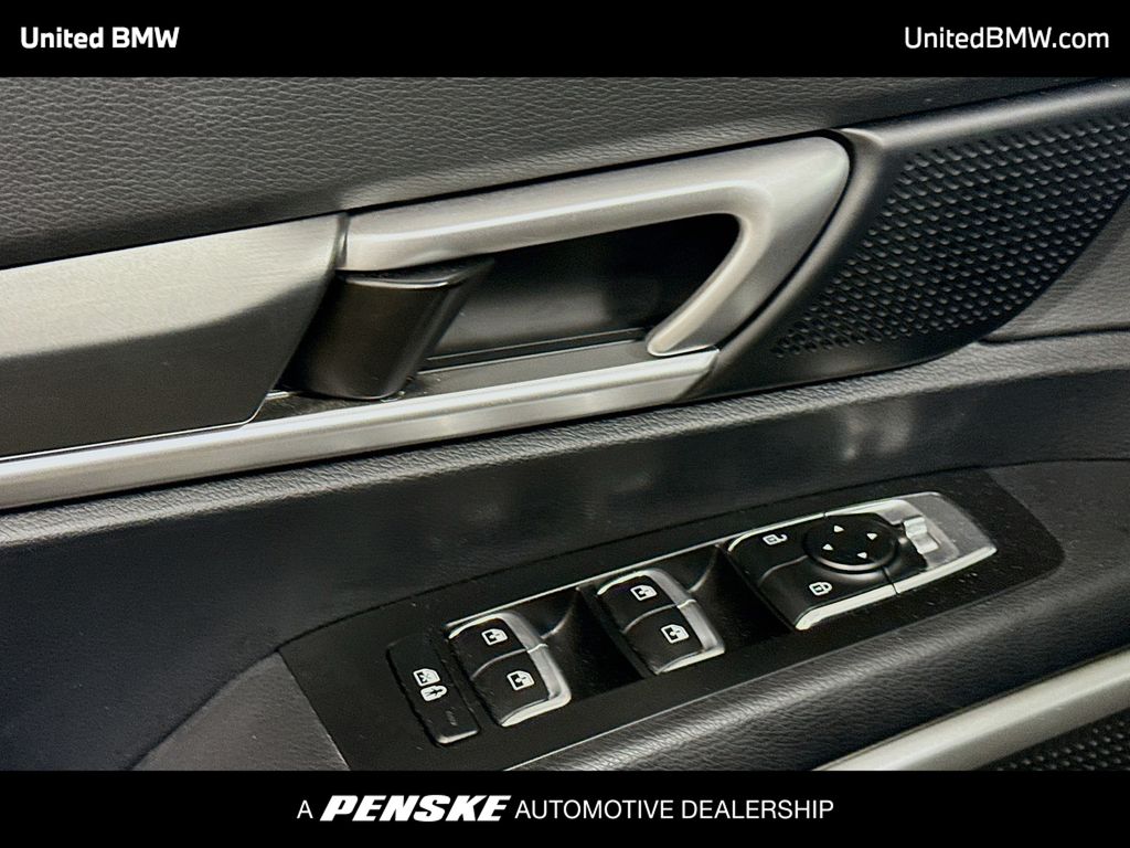 Thumbnail: 2022 Kia Telluride - 3