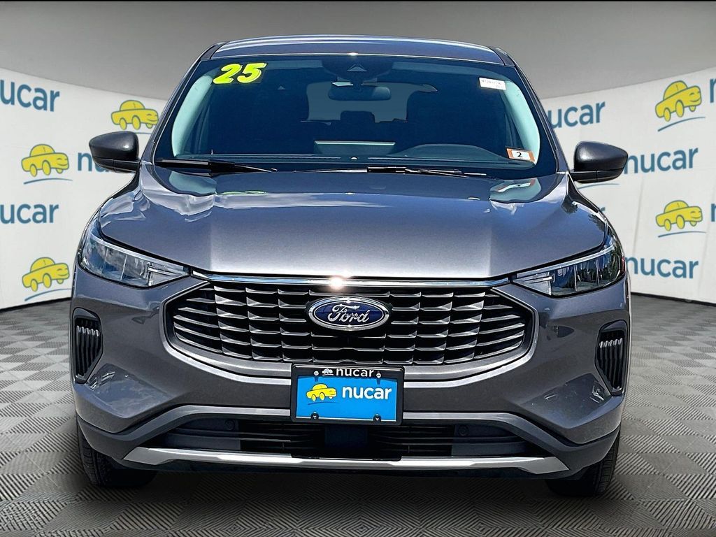 2025 Ford Escape — photo 2