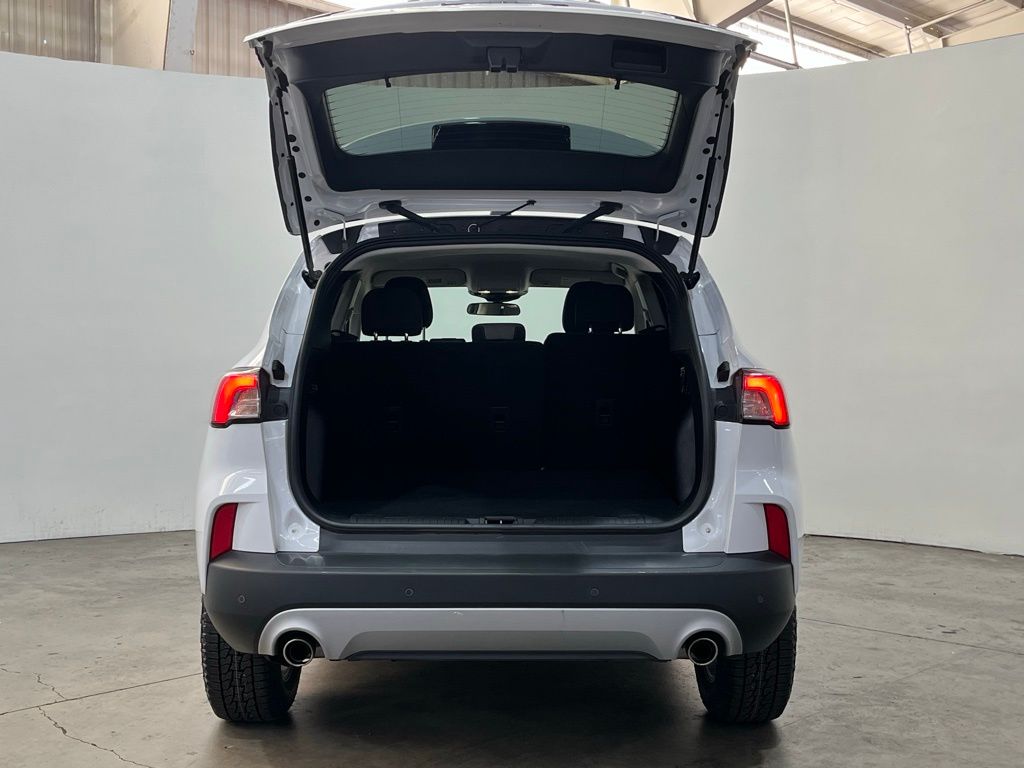 2022 Ford Escape Hybrid SE