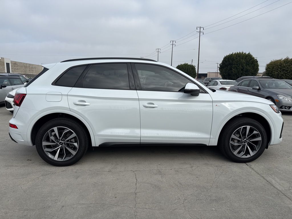 2022 Audi Q5 45 S line Premium Plus 4